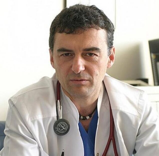 Лекар уролог Иван Стоянов